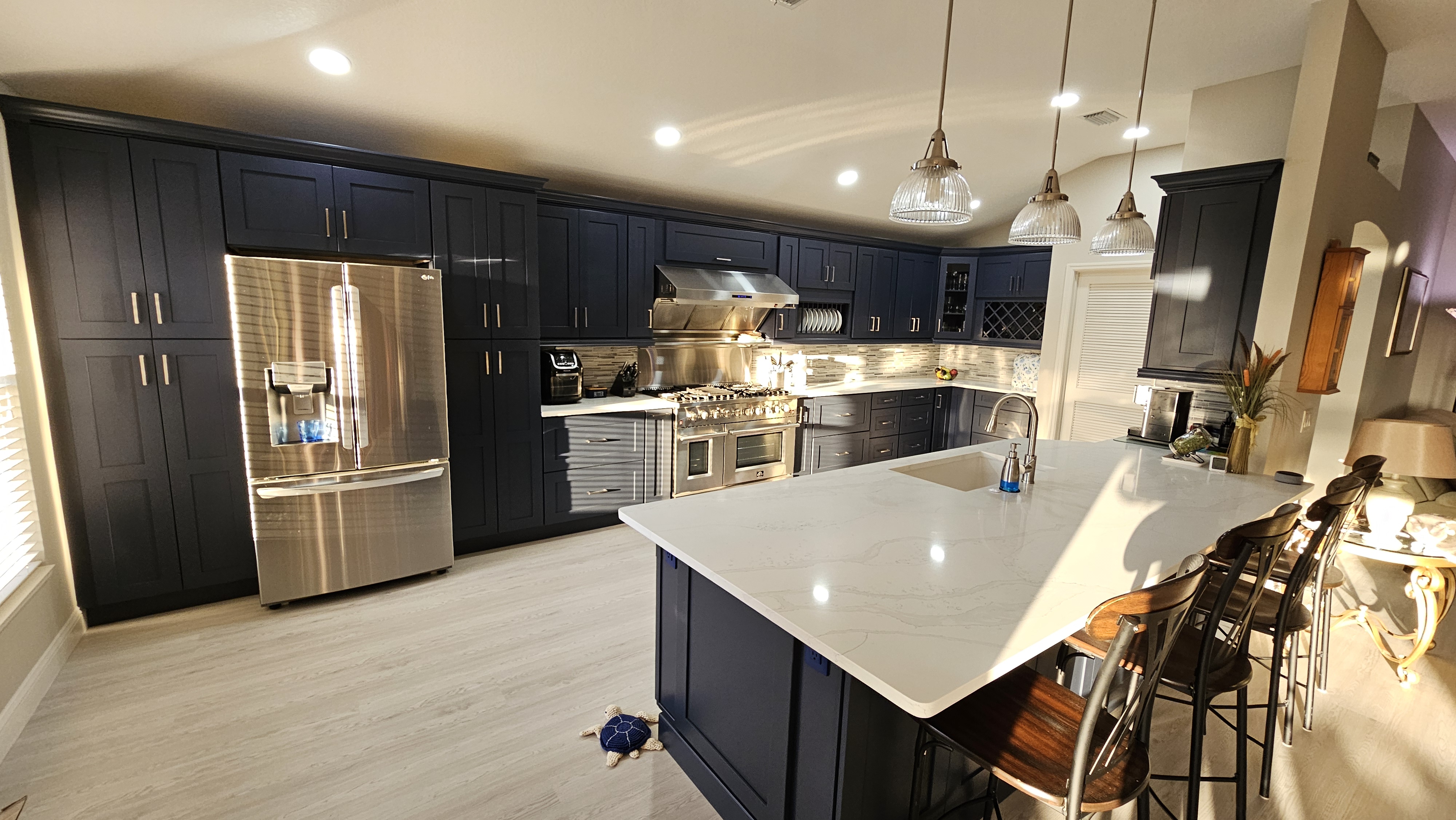 Navy shaker kitchen with premium Glide-Lock cabinetry